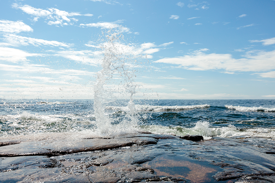 korkeat aallot meressä