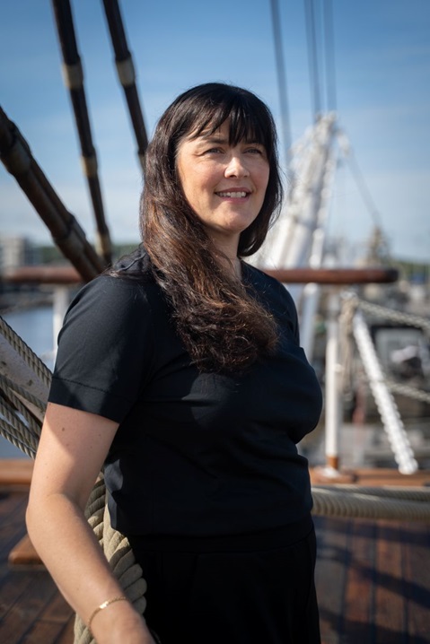 Alina Saari henkilökuva